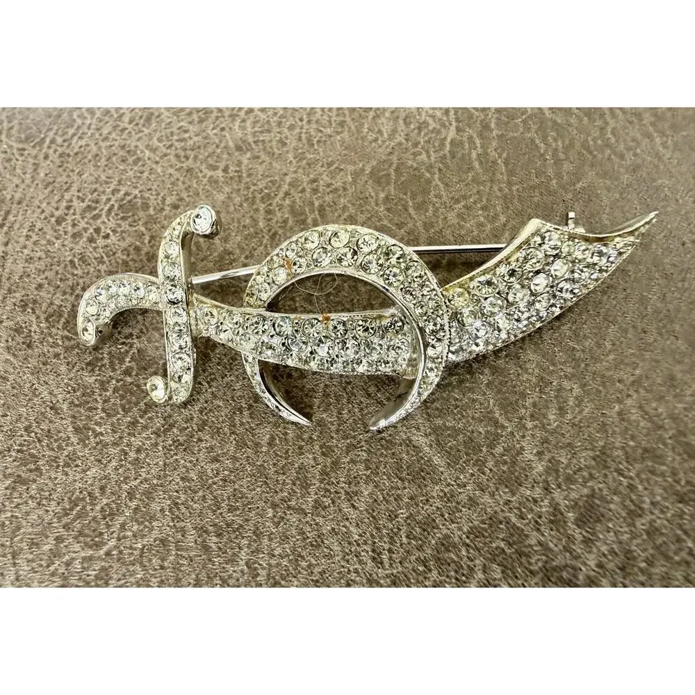 Vintage Chunky sword brooch Clear Pave Rhinestones,‎ Rhodium plate 3” Long GUC